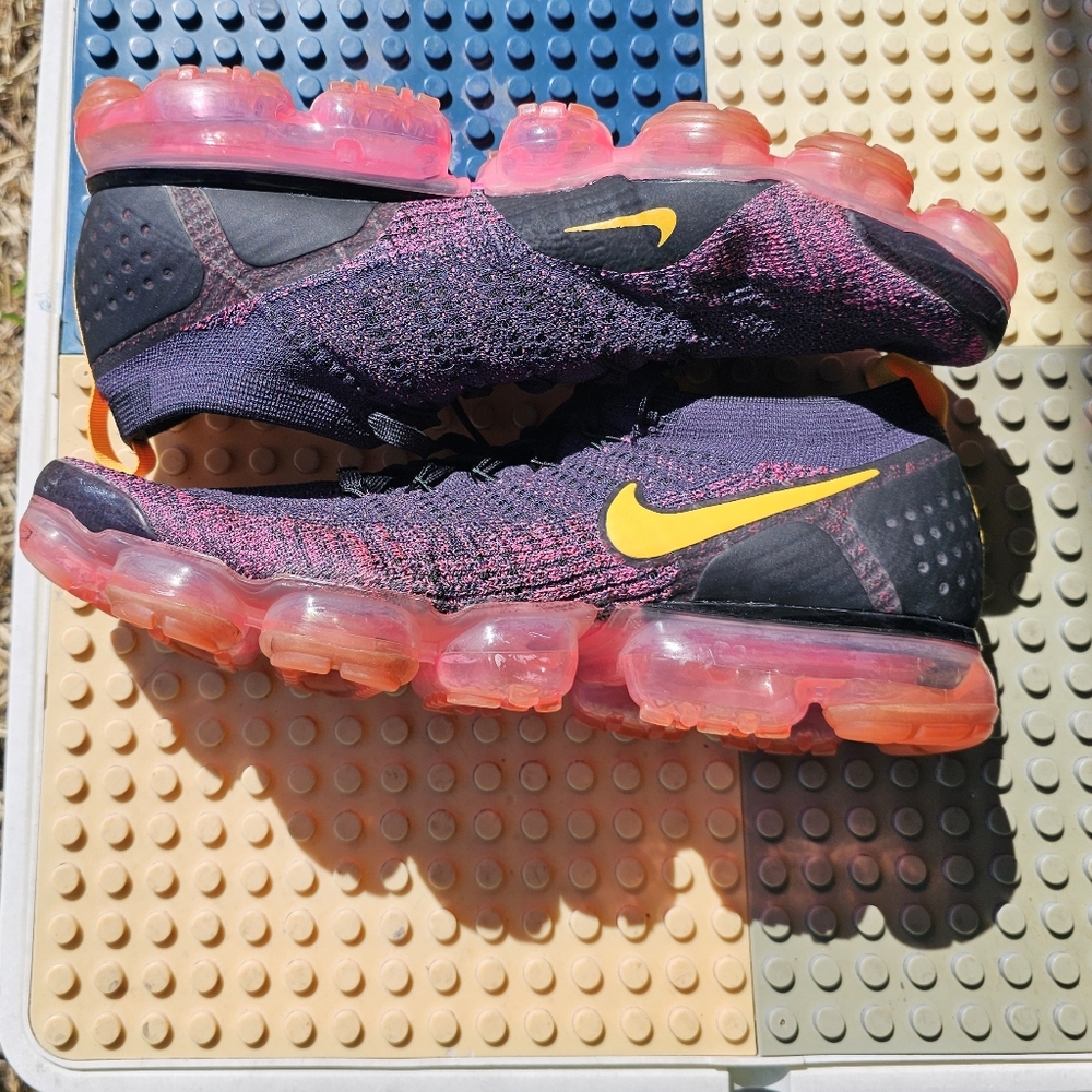 Size 12 - Nike Air VaporMax Flyknit 2 Pink Blast